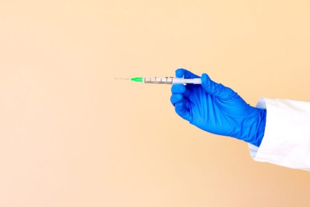 veneziaorientale@news: una siringa di vaccino