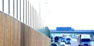 A4, uscite obbligatorie nel weekend