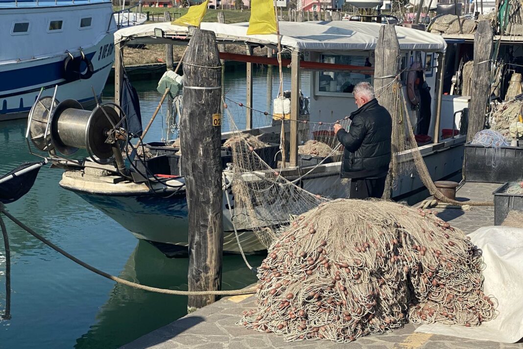 VeneziaOrientale@news: pescatore a Caorle