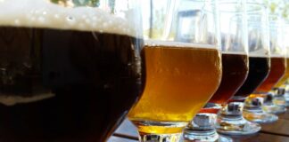 Ca’ Corniani, Caorle: Genagricola scommette sulle birre artigianali VeneziaOrientale@news: bicchieri con diversi tipi di birra