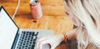 Fare impresa al femminile: 10mila euro a fondo perduto VeneziaOrientale@news: donna imprenditrice