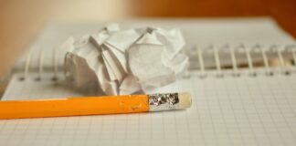 Concorso per 20 operatori del mercato e servizi per il lavoro VeneziaOrientale@news: un quaderno ed una matita