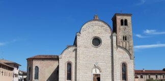 Concordia Sagittaria: un giro in barca per la ‘piccola Venezia’ VeneziaOrientale@news: la basilica di Concordia Sagittaria