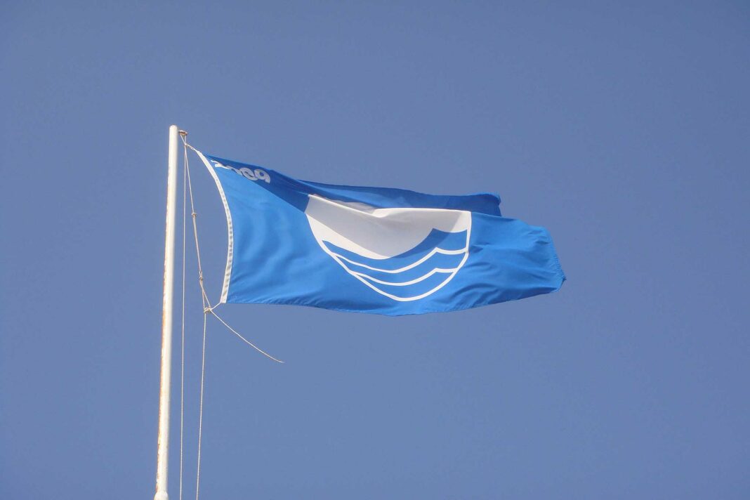 VeneziaOrientale@news: bandiera blu che sventola