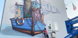 Arriva il Caorle Sea Festival dal 26 aprile al 10 maggio VeneziaOrientale@news: uno dei murales di Caorle