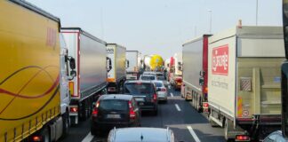 A4 Portogruaro Cessalto: mezzo pesante a fuoco, chiuso tratto di autostrada VeneziaOrientale@news: auto in colonna in autostrada