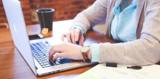 Azienda Zero. Concorso per 151 posti di assistente amministrativo VeneziaOrientale@news: persona che studia