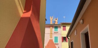 Caorle destina risorse per ridurre la Tari a carico di famiglie ed attività VeneziaOrientale@news: uno scorcio di Caorle