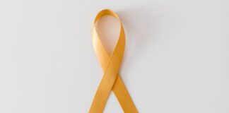 Giornata Internazionale dell’Endometriosi, il comune di Jesolo si illumina di giallo