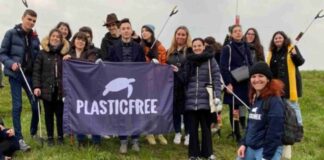 Passeggiata ecologica a Zelarino, per ripulire il mondo dai rifiuti con Plastic Free Odv Onlus