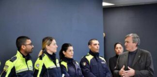 Sfondano una vetrina con un tombino a Venezia, l’arresto dei tre ladri colti in flagrante