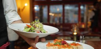 I luoghi storici del commercio in Veneto, la consegna delle targhe a 176 locali