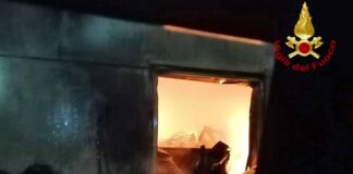 Maxi incendio nel Trevigiano: in fiamme un’azienda a Ponzano Veneto