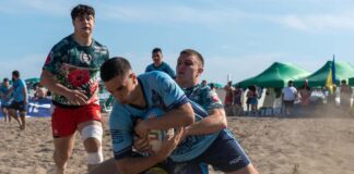 Raduno della Nazionale Italiana di Beach Rugby a Caorle Una partita di beach rugby
