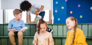 ‘Storie sotto le stelle…e all’alba 2023’ a Portogruaro: Carlo Corsini Letture bambini, biblioteca Portogruaro, Carlo Corsini, Storie sotto le stelle...e all'alba 2023, teatro