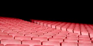 ‘Il clan delle vedove’ a Lorenzaga: serata tra risate e colpi di scena Teatro, Motta di Livenza, El Canfin, Il clan delle vedove, Il sipario del campanile