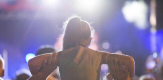 Bibione4Charity: musica e solidarietà a Bibione Bibione4Charity, festa benefica, musica, solidarietà, Absolute5