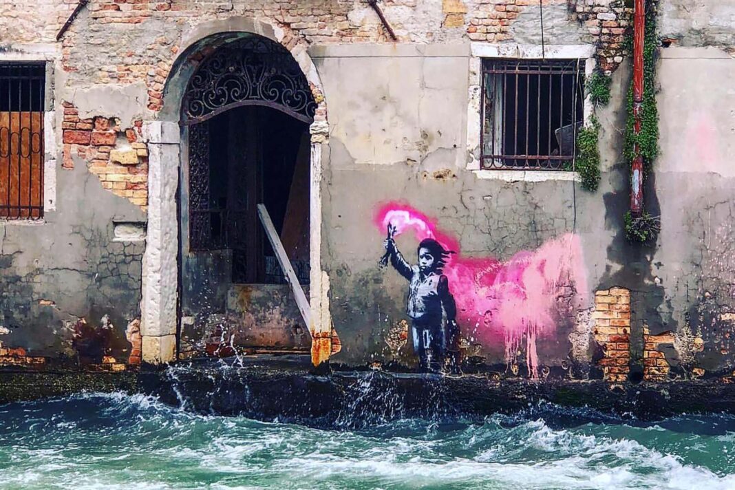 L'opera di Banksy a Venezia