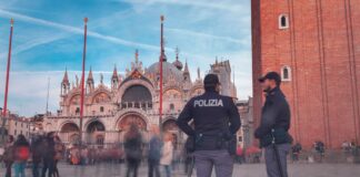 Venezia. Pugni alla schiena e al volto in centro città . Preso il responsabile Venezia