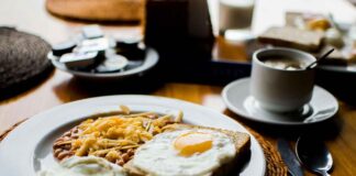 Colazione, tra falsi miti e nuove tendenze: ma per il 90% è immancabile colazione