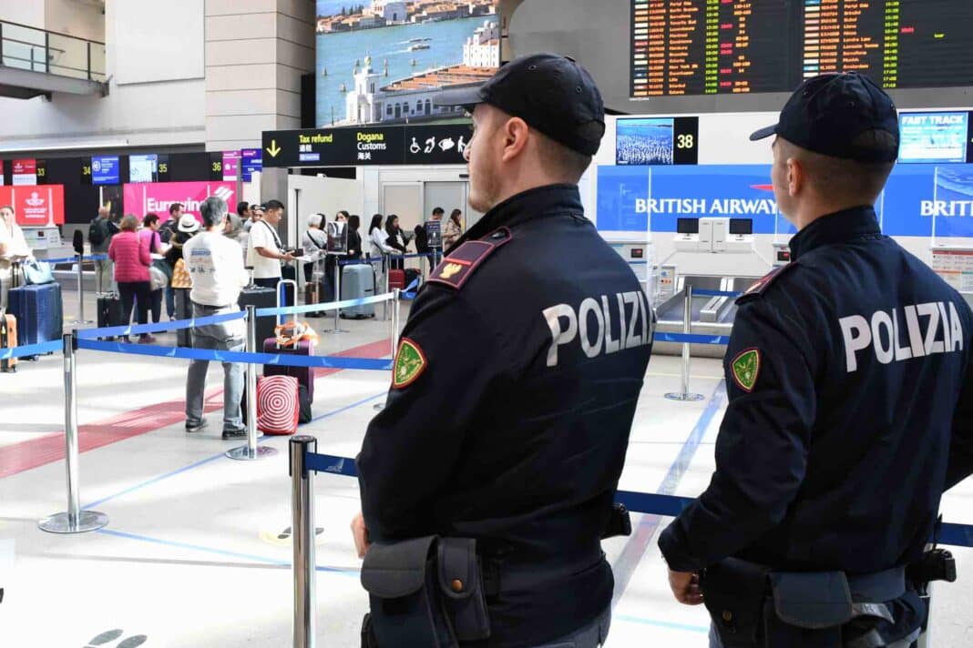 furto - polizia di frontiera - aeroporto Marco Polo