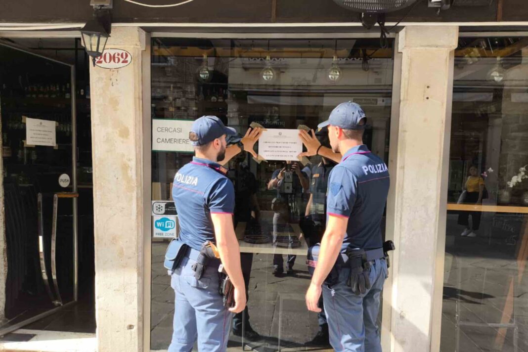 disposta chiusura bar venezia 5 giorni polizia