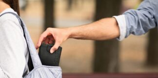 Domani l’iniziativa della Polizia di Stato di Venezia per sensibilizzare i turisti sul fenomeno borseggi iniziativa sensibilizzare borseggi venezia