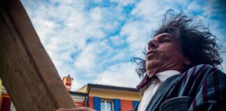 ‘La Luna nel Pozzo’: arriva a Caorle il Festival internazionale del teatro di strada luna nel pozzo festival caorle