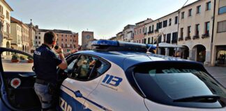 Mestre, arrestati tre soggetti per reati predatori e spaccio di droga arresto reati predatori mestre - controlli Polizia Mestre