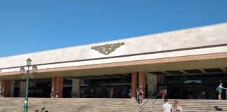 Stazione Venezia Santa Lucia, straniero arrestato per rapina impropria e resistenza pubblico ufficiale arresto stazione santa lucia