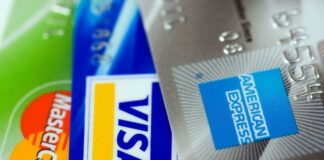 Frodi sulle carte di credito, la Polizia di Stato di Venezia arrestati i presunti autori uso illecito carte di credito