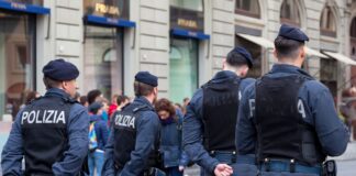 Jesolo, blitz contro la mala movida. Due giovani denunciati per spaccio in discoteca Festival Regioni Venezia scontri polizia - spaccio in discoteca a Jesolo