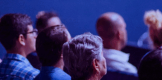 Caorle Oltremare: arte, poesia e cultura in piazza Vescovado fino al 18 agosto