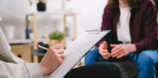 Caorle, al via “Prendersi Cura” 2026: sostegno ai familiari di persone con demenza