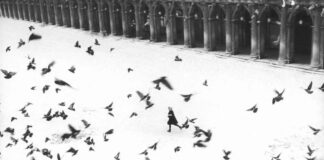 Inaugurata a Palazzo Flangini la mostra su Gianni Berengo Gardin: “La Venezia del maestro del bianco e nero”