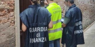 Murano, controlli su strutture turistiche: 11 risultano irregolari Controlli a tappeto sulle locazioni turistiche a Murano