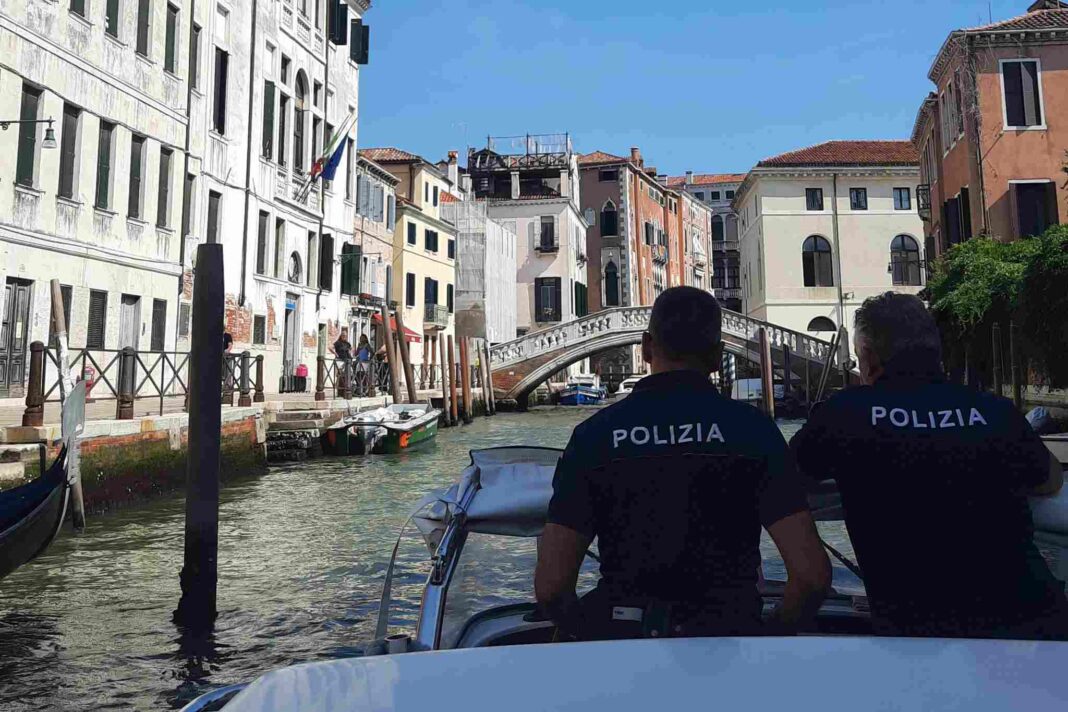 cinque borseggiatrici
