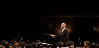Neil Thomson dirige l’Orchestra della Fenice al Malibran Neil Thomson